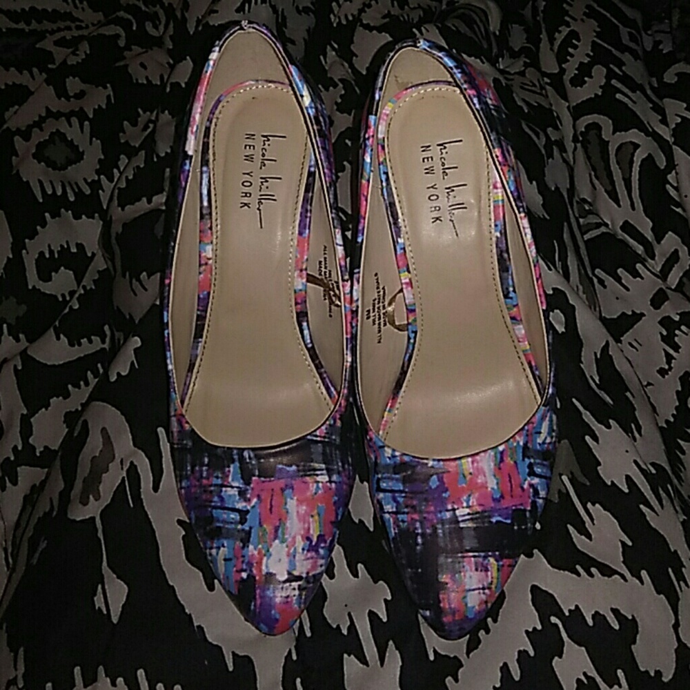Size 8 medium Nicole Miller NEW YORK high heels